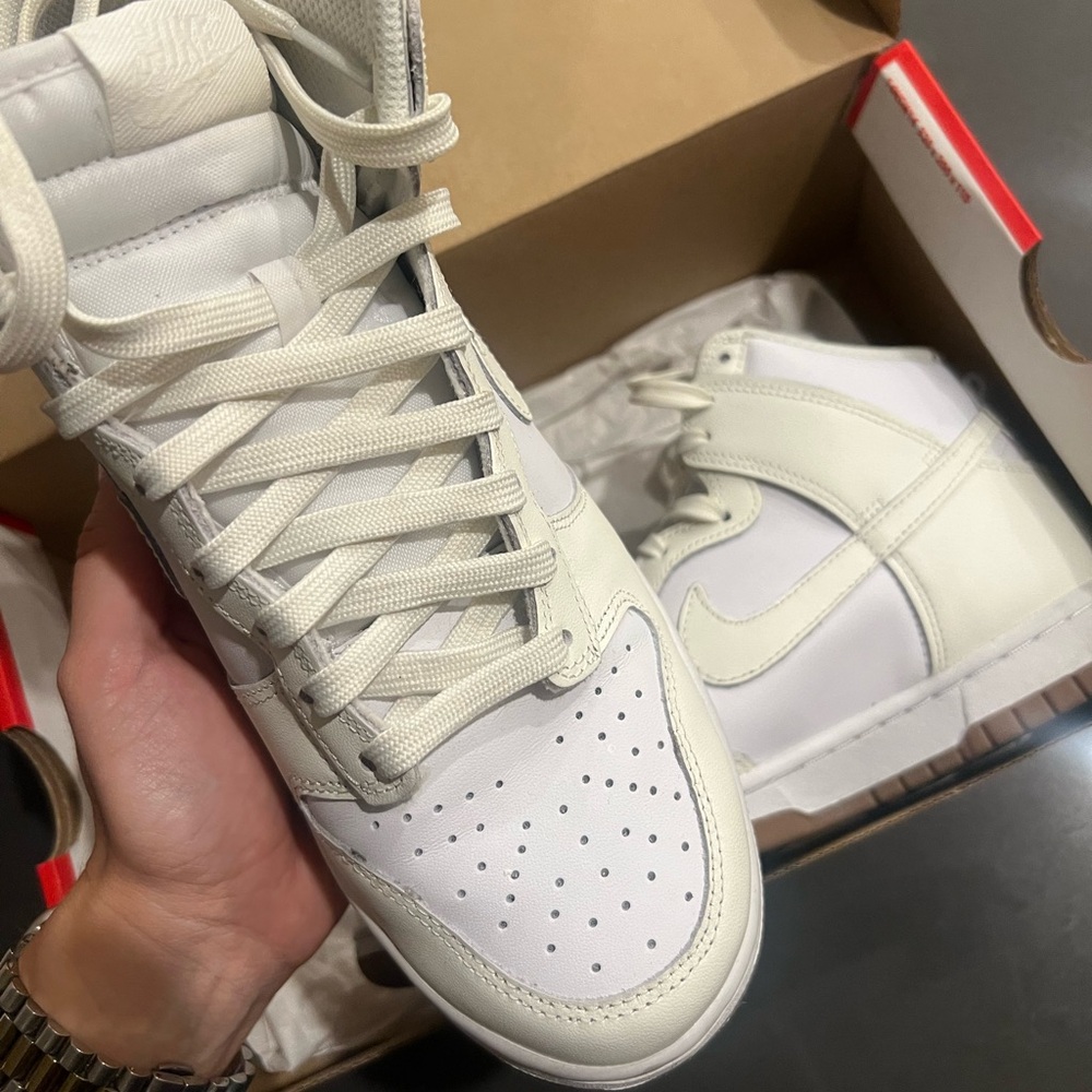 Nike Dunk High Sail Gum - Picture 5 of 6